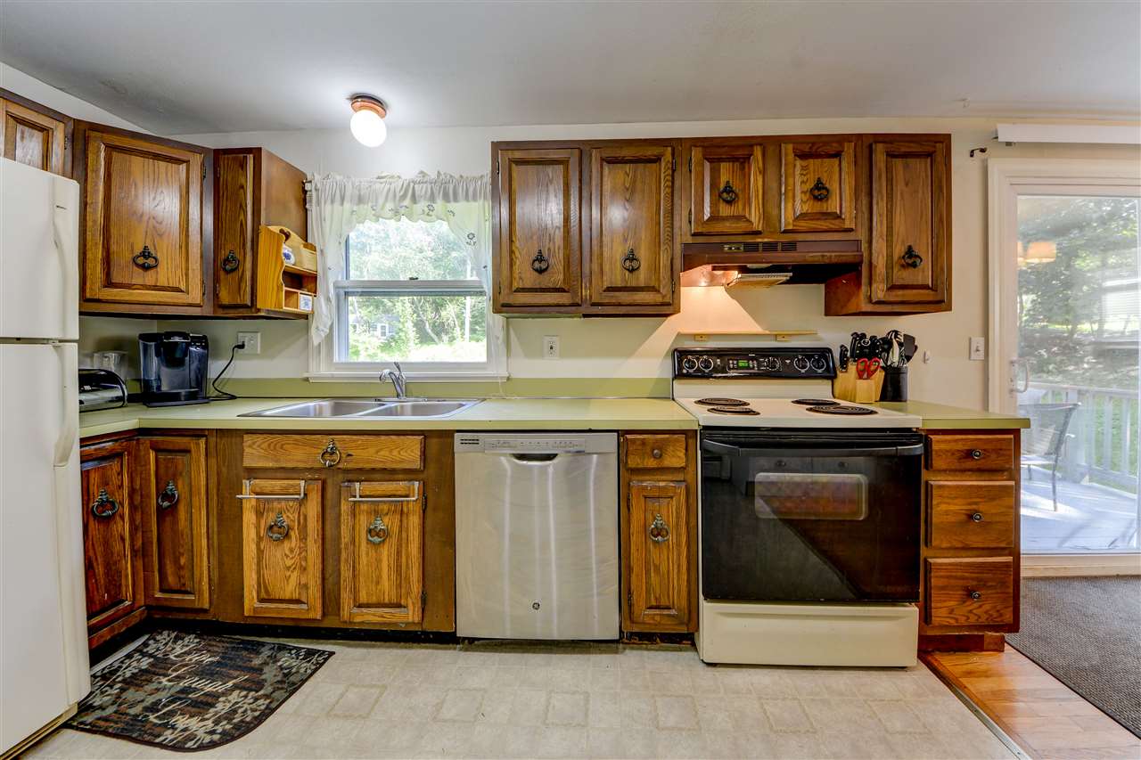 29 Oyster River Road Durham, NH 03824 - Photo 12 of 40 Gallery Image 12