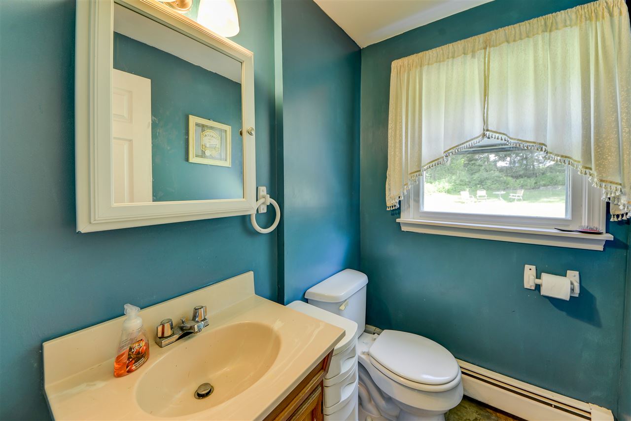 29 Oyster River Road Durham, NH 03824 - Photo 14 of 40 Gallery Image 14