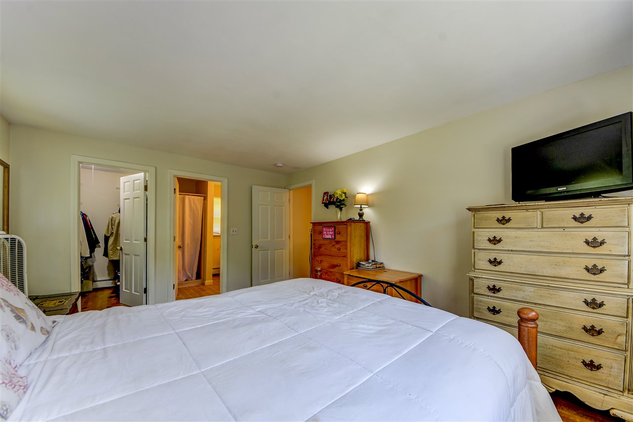29 Oyster River Road Durham, NH 03824 - Photo 17 of 40 Gallery Image 17