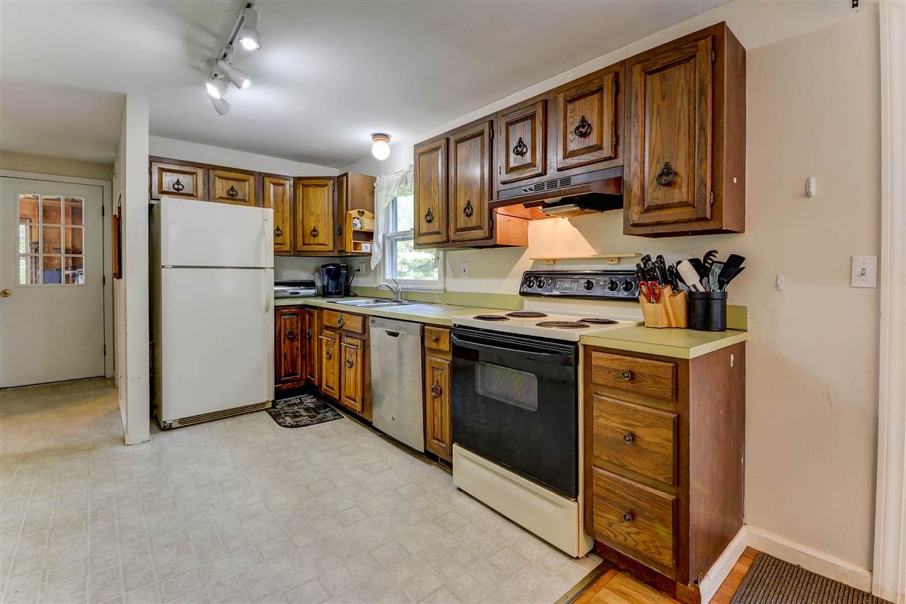 29 Oyster River Road Durham, NH 03824 - Photo 7 of 40 Gallery Image 7