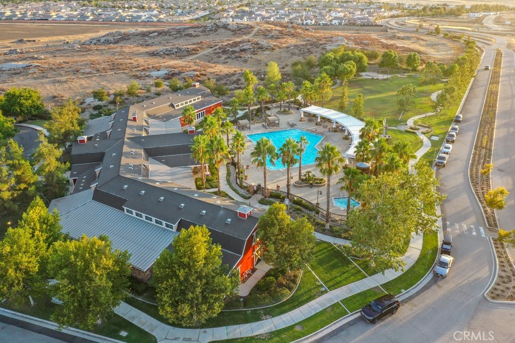 264 CLEOMELLA Court Hemet, CA 92543 - Photo 22 of 31 view of a lake