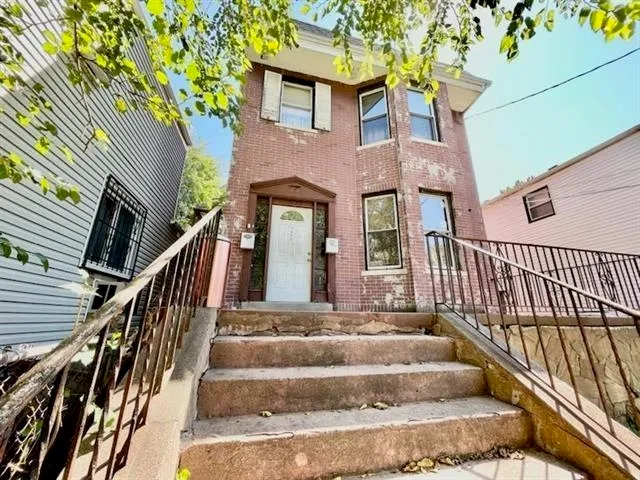 $799,000 | 1922 John F. Kennedy Boulevard, Jersey City, NJ 07305