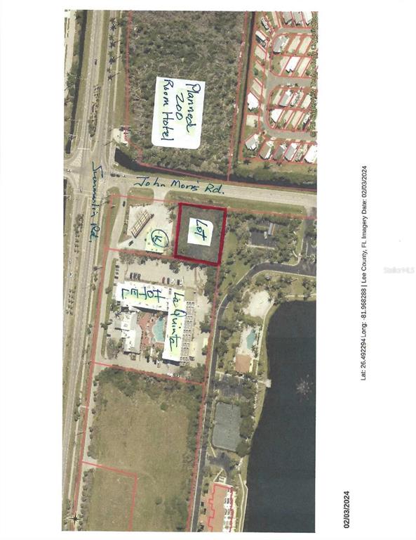 a picture of a bathroom with mirror