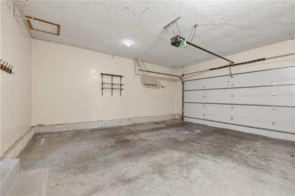 $339,000 | 1475 Grandview Drive, Warrensburg, MO 64093