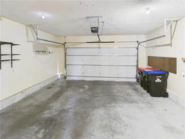 $345,000 | 1475 Grandview Drive, Warrensburg, MO 64093