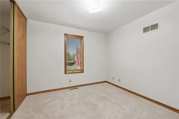 $339,000 | 1475 Grandview Drive, Warrensburg, MO 64093