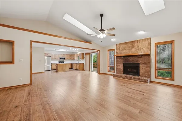 $339,000 | 1475 Grandview Drive, Warrensburg, MO 64093