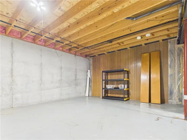 $345,000 | 1475 Grandview Drive, Warrensburg, MO 64093