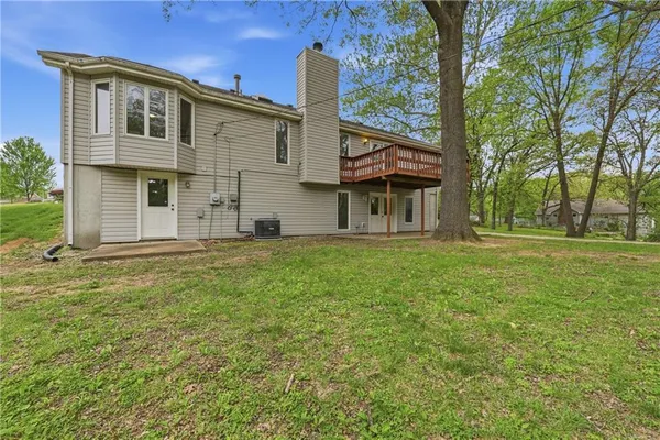 $339,000 | 1475 Grandview Drive, Warrensburg, MO 64093