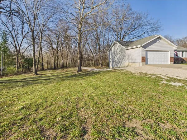 $345,000 | 1475 Grandview Drive, Warrensburg, MO 64093