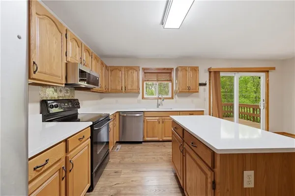 $339,000 | 1475 Grandview Drive, Warrensburg, MO 64093