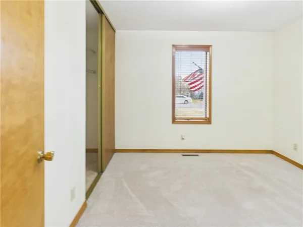 $345,000 | 1475 Grandview Drive, Warrensburg, MO 64093