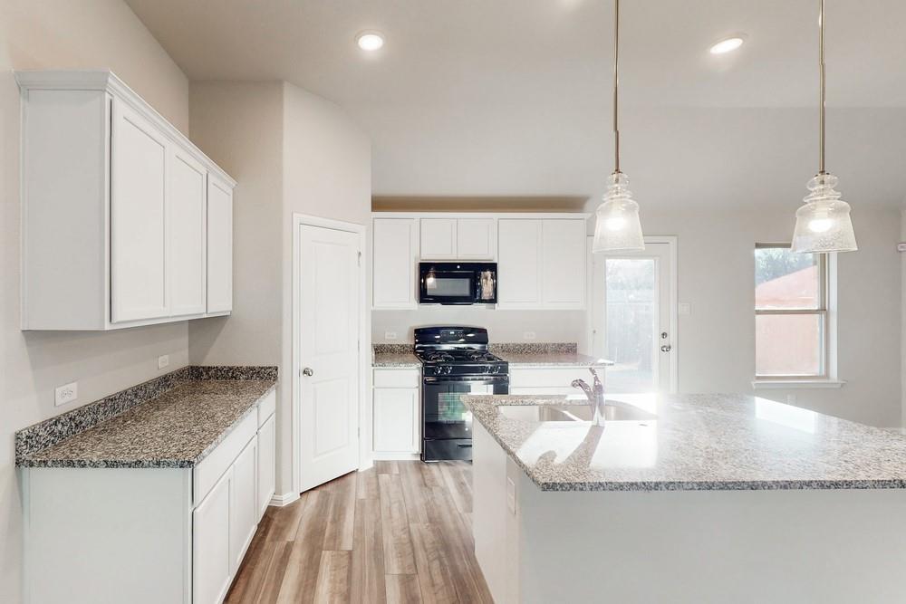 2700 Rambling Road Celina, TX 75009 - Photo 4 of 11