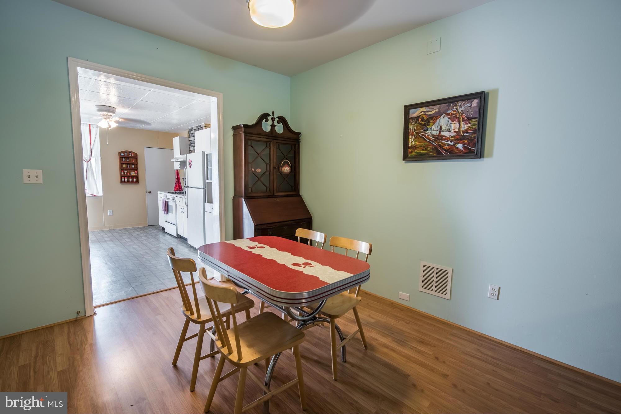 4313 Falls Road Baltimore, MD 21211 - Photo 6 of 18 Dining Room