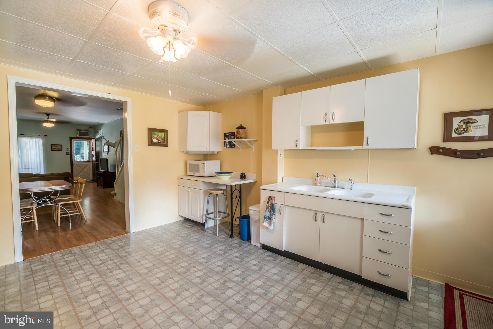 4313 Falls Road Baltimore, MD 21211 - Photo 8 of 18 Kitchen