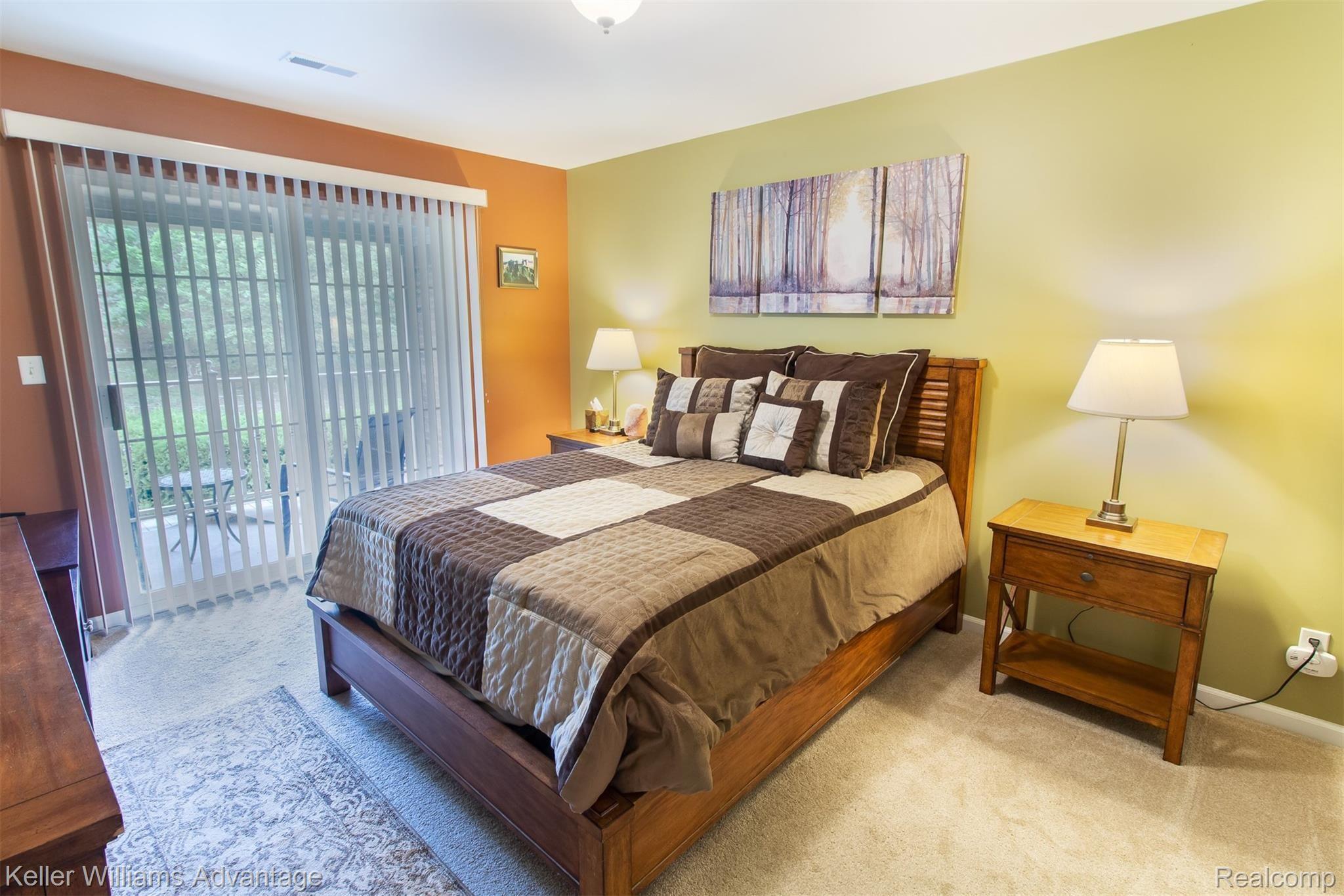 3620 Oakmonte Boulevard Rochester, MI 48306 - Photo 13 of 41 OakmonteBlvd_3620_MasterBed_01.jpg