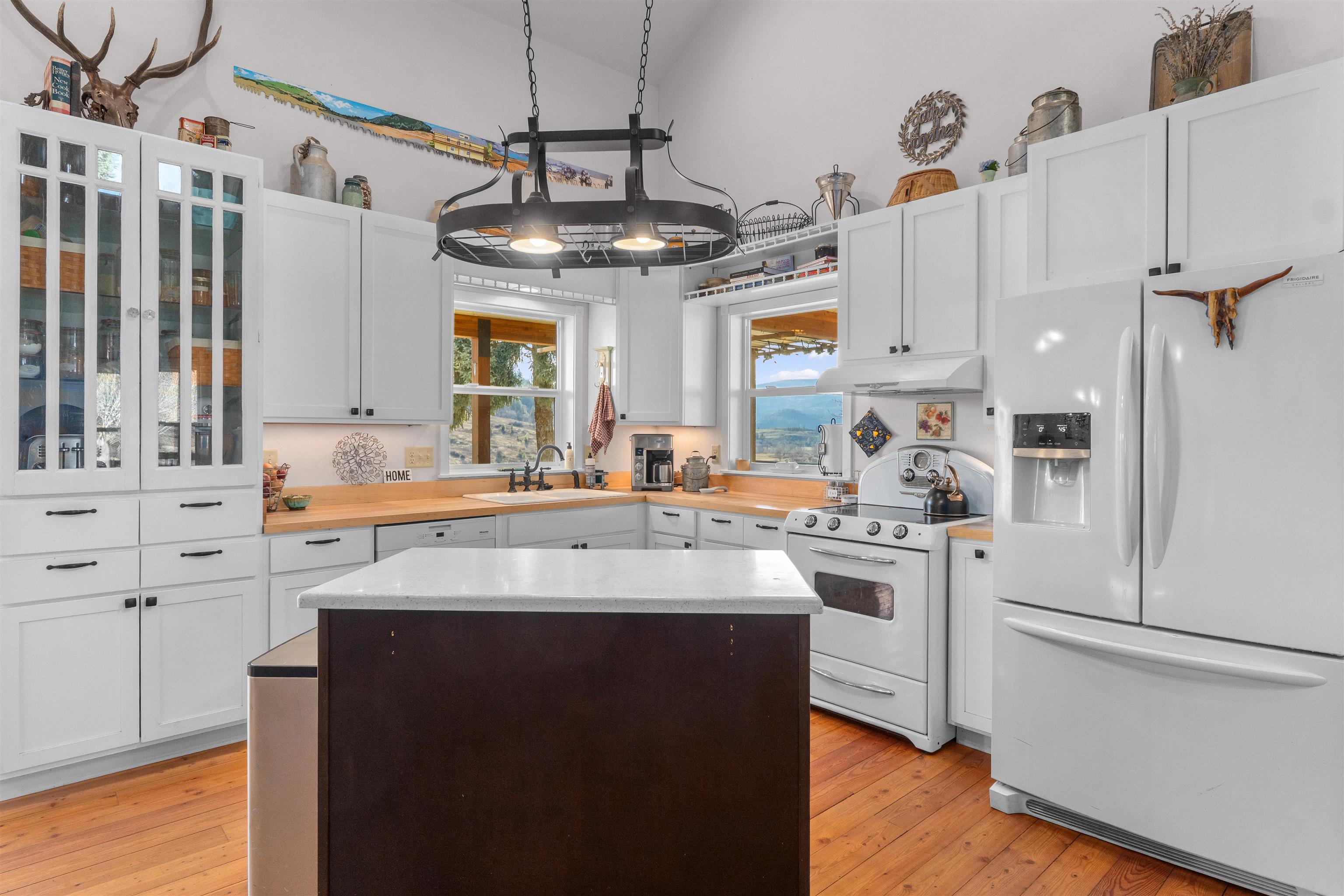 2694 Bridgeman-Rettinger Road Kettle Falls, WA 99141 - Photo 8 of 31