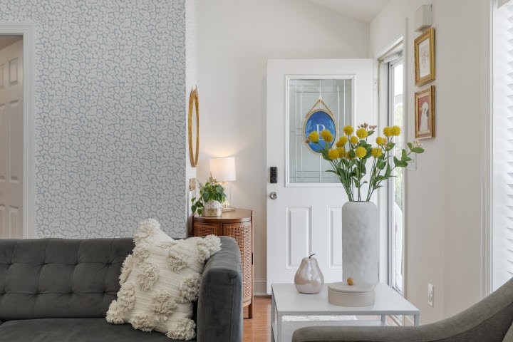 2010 Birch Lane Spring Hill, TN 37174 - Photo 6 of 47 a vase of flowers sitting on a table