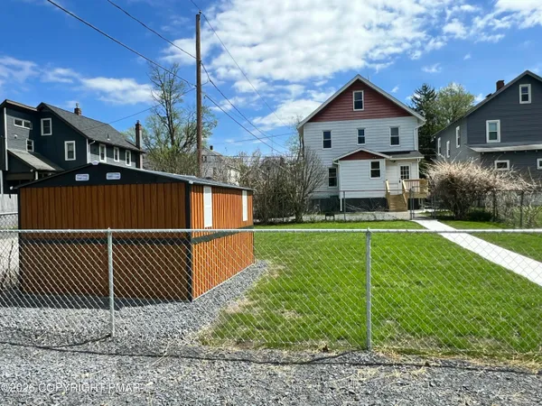 $399,750 | 595 North Courtland Street, East Stroudsburg, PA 18301