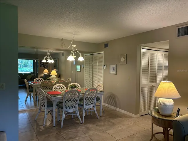 $1,950 | 5662 Gardens Drive, Unit 104, Sarasota, FL 34243