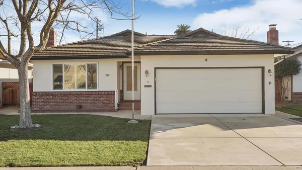 $416,000 | 922 North Pleasant Avenue, Lodi, CA 95240