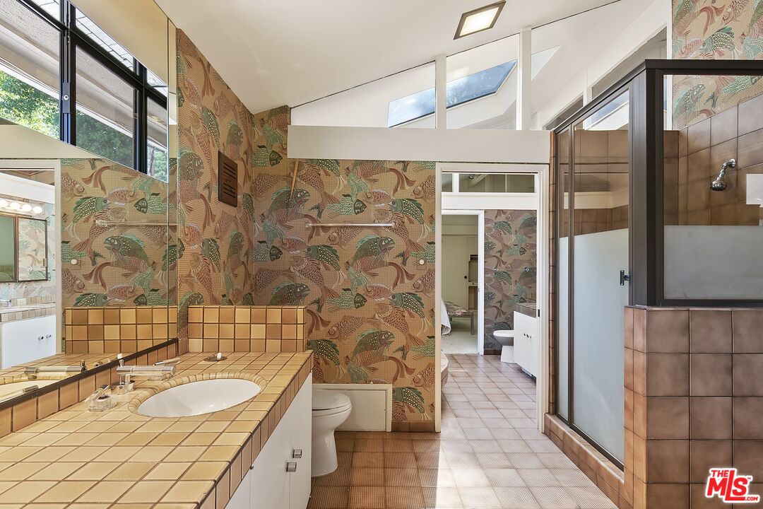 814 Leonard Road Los Angeles, CA 90049 - Photo 36 of 51 Gallery Image 36
