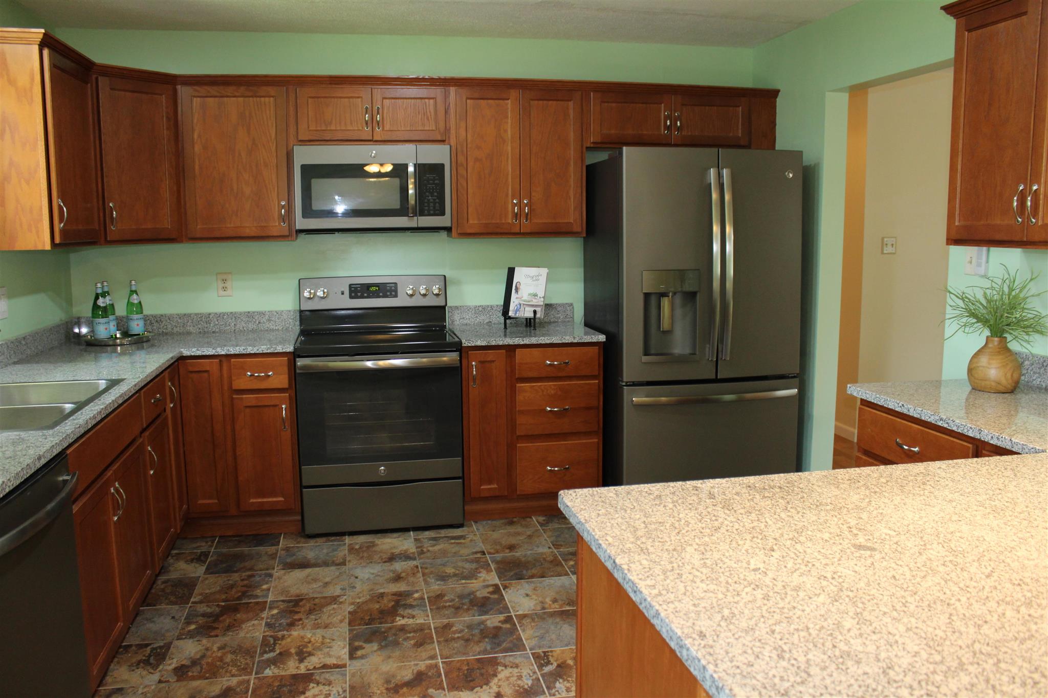 5155 Epworth Road Newburgh, IN 47630 - Photo 10 of 31 Gallery Image 10