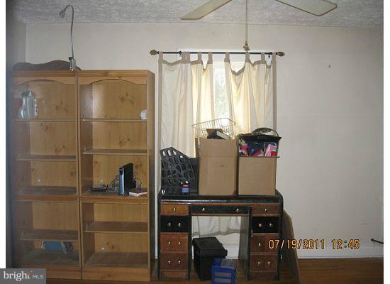 14438 Smith Road Culpeper, VA 22701 - Photo 5 of 30 Interior (General)
