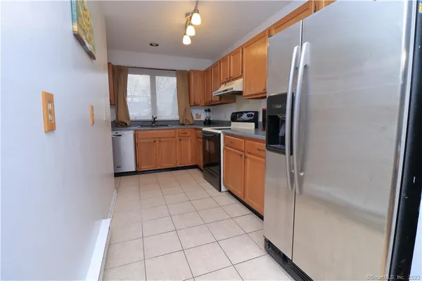 $1,400 | 482 Lake Avenue, Unit 4, Bristol, CT 06010