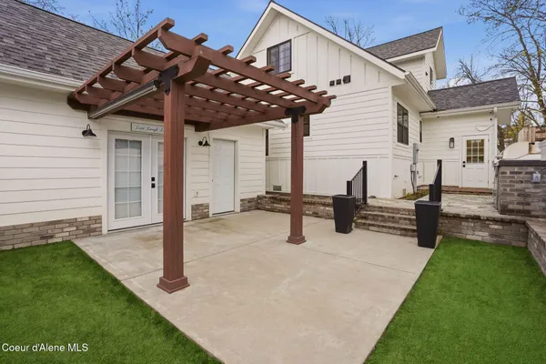 $1,999,000 | 804 East Wallace Avenue, Coeur D'Alene, ID 83814