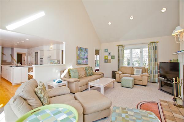 161 Forest Street Wellesley, MA 02481 - Photo 15 of 19
