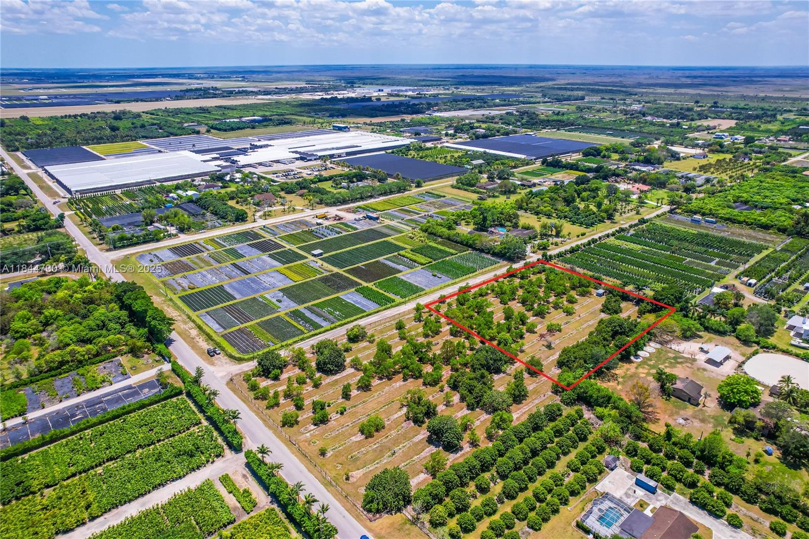 254-xx Southwest 217ave Homestead, FL 33031 - Photo 5 of 23 view of a tennis court