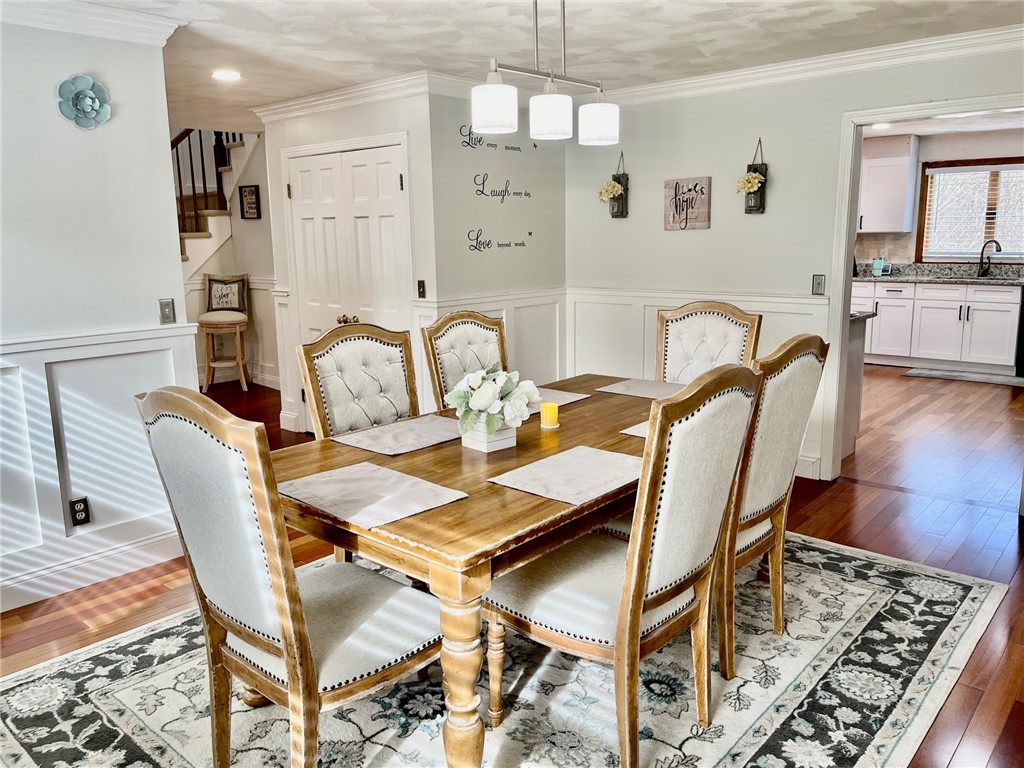 54 Angell Road Cumberland, RI 02864 - Photo 12 of 32