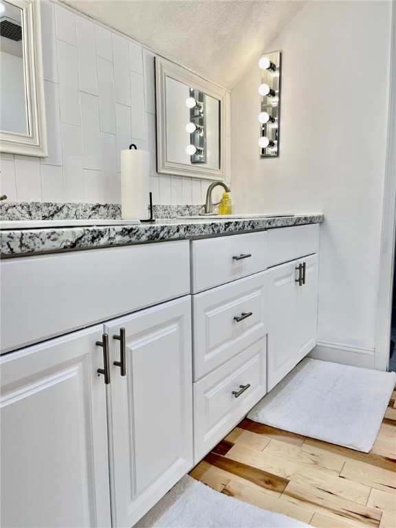 54 Angell Road Cumberland, RI 02864 - Photo 17 of 32