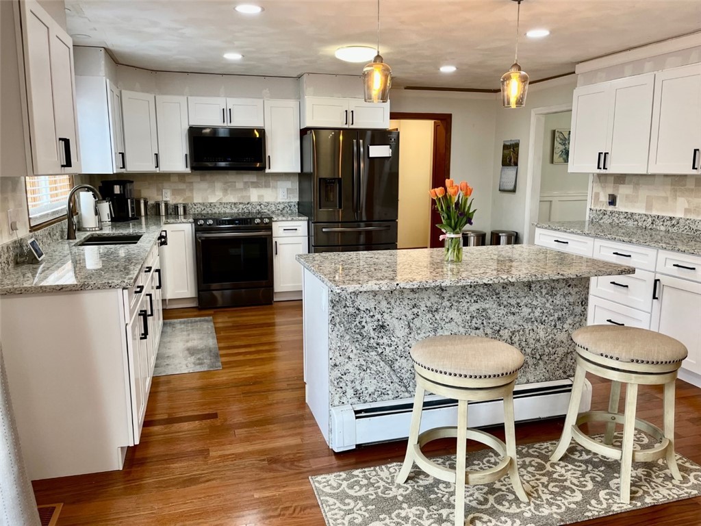 54 Angell Road Cumberland, RI 02864 - Photo 5 of 32