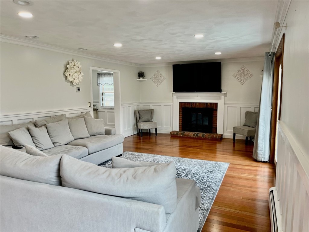 54 Angell Road Cumberland, RI 02864 - Photo 7 of 32