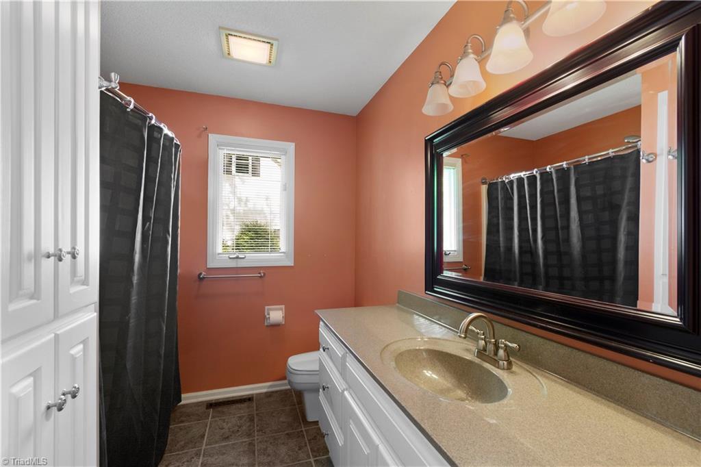 101 Beaver Creek Road Lexington, NC 27295 - Photo 10 of 25 Gallery Image 10