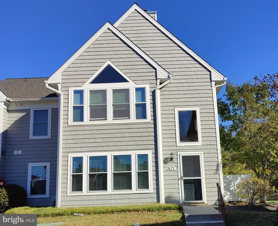 $2,450 | 7671 Coachlight Lane, Unit 21EU, Ellicott City, MD 21043