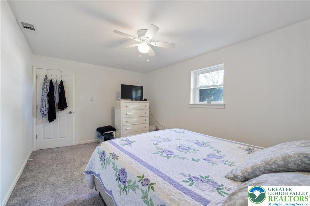 1250 Minesite Road Allentown, PA 18103 - Photo 22 of 39