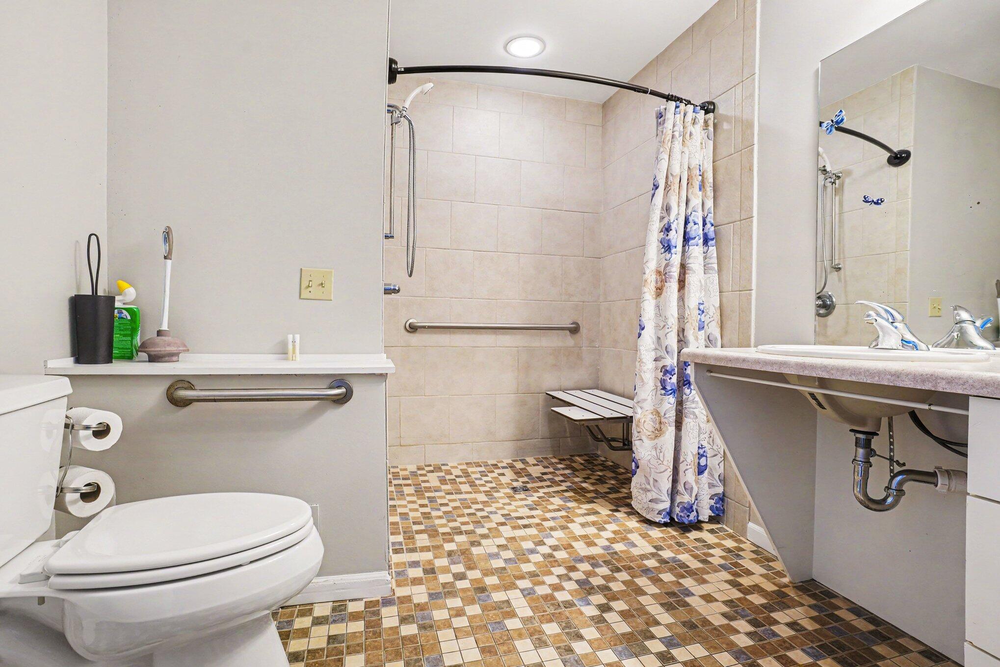 3750 Cedaridge Road Kalamazoo, MI 49008 - Photo 12 of 37 file_1521