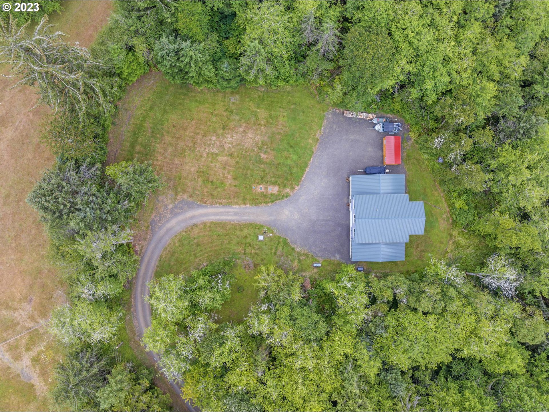 40798 Hillcrest Loop Astoria, OR 97103 - Photo 29 of 33 Drone View/UAV