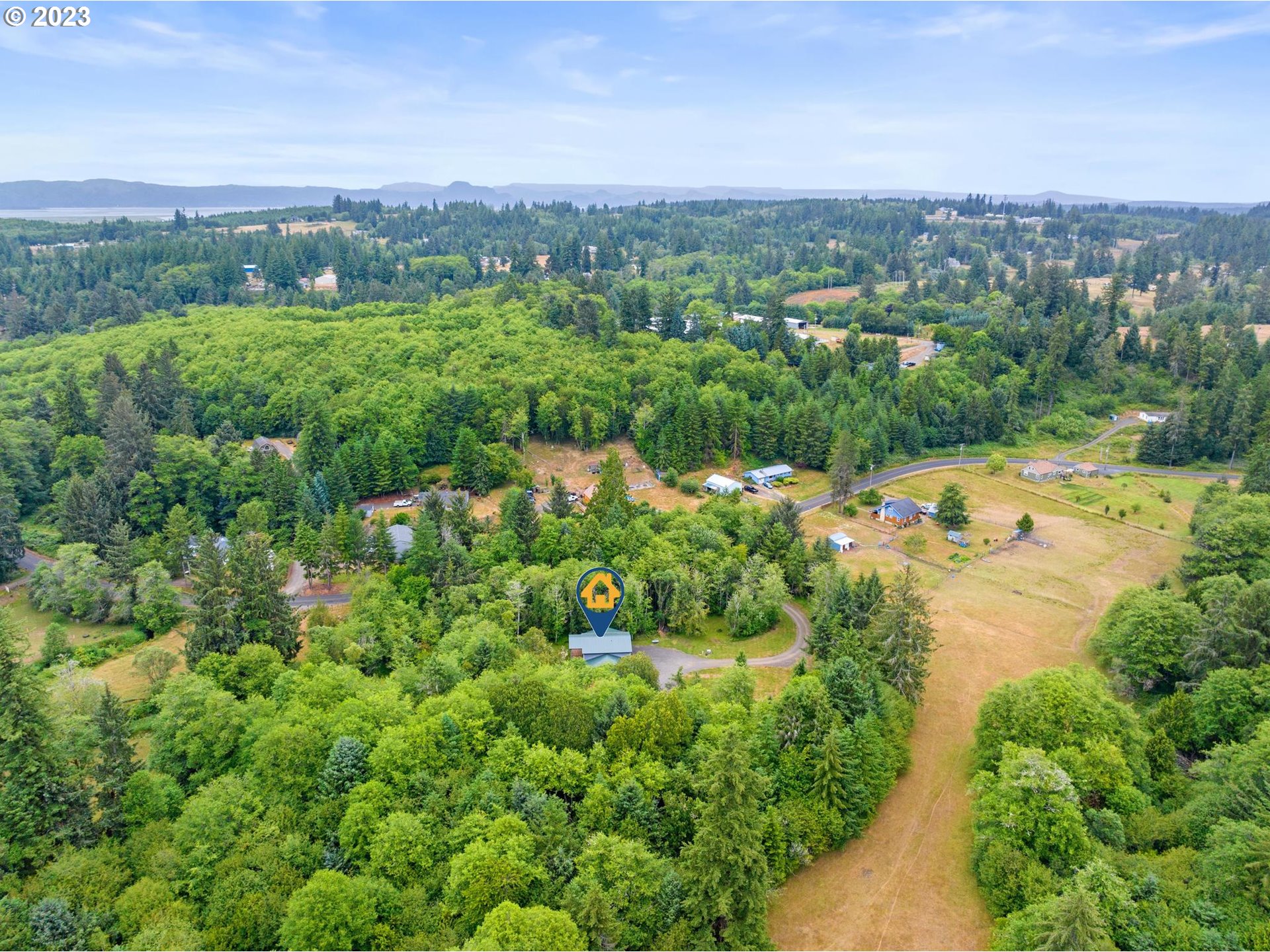 40798 Hillcrest Loop Astoria, OR 97103 - Photo 31 of 33 Drone View/UAV