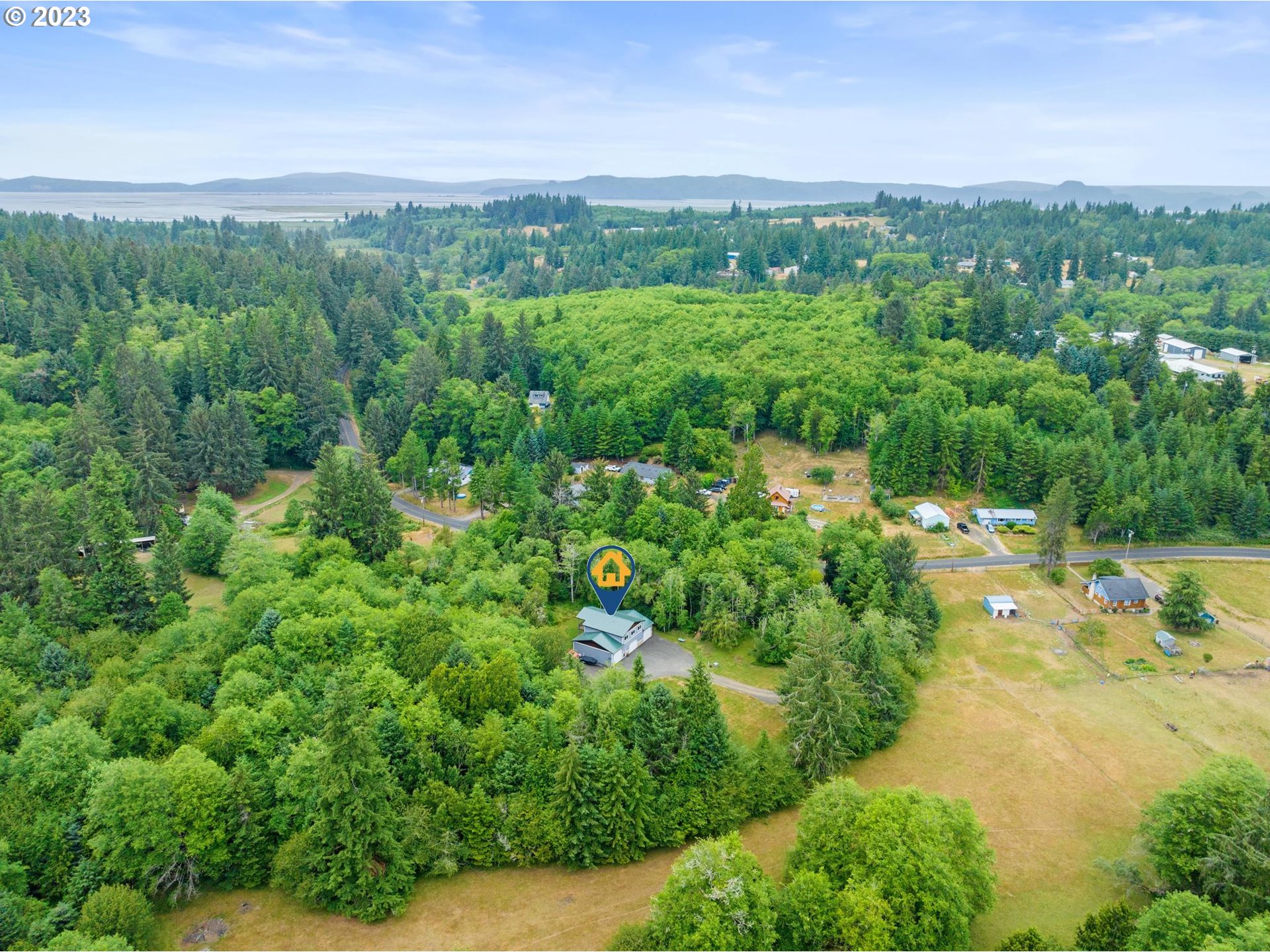 40798 Hillcrest Loop Astoria, OR 97103 - Photo 32 of 33 Drone View/UAV