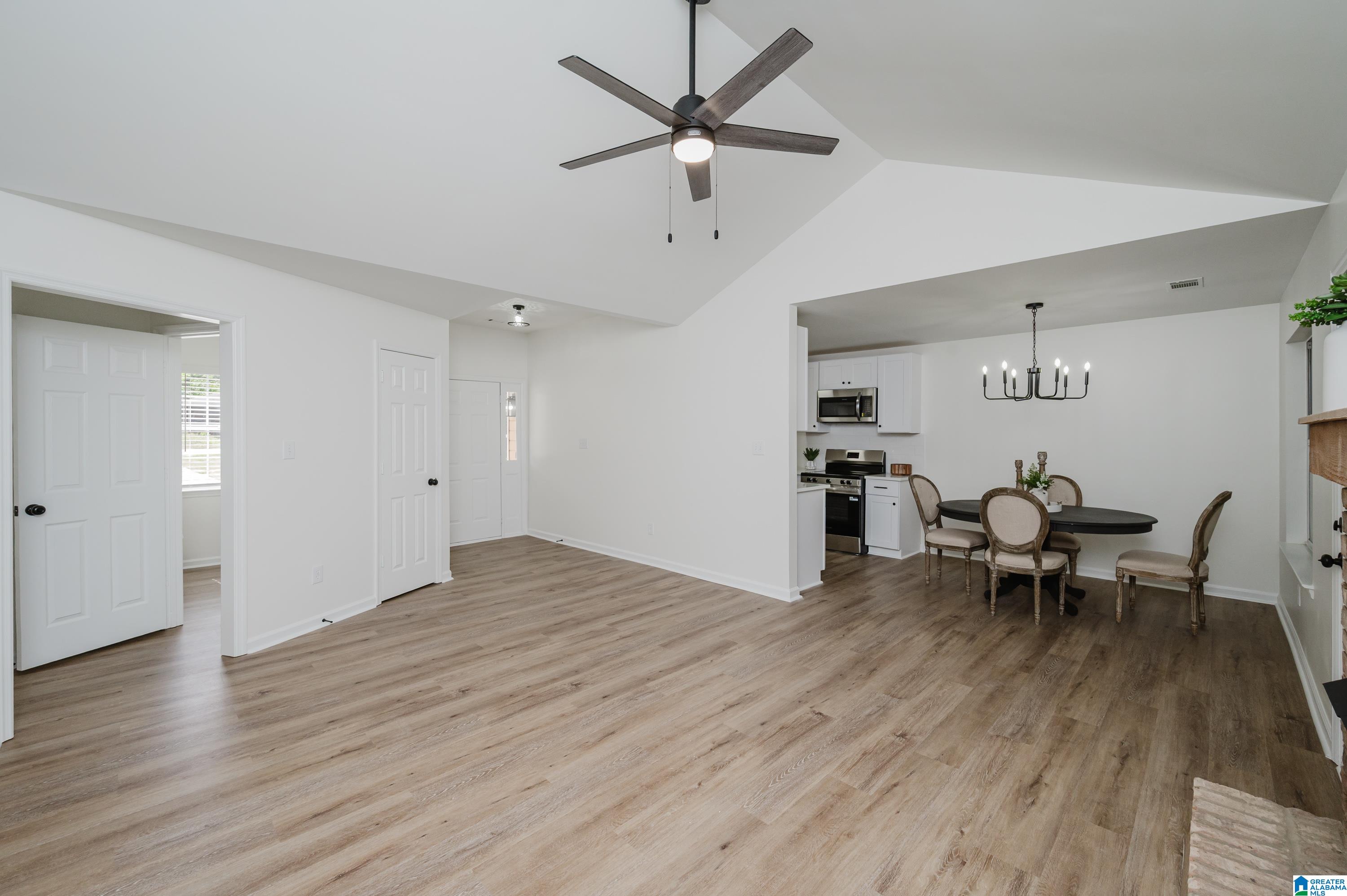 1628 Eastern Valley Road Bessemer, AL 35022 - Photo 6 of 42 Gallery Image 6