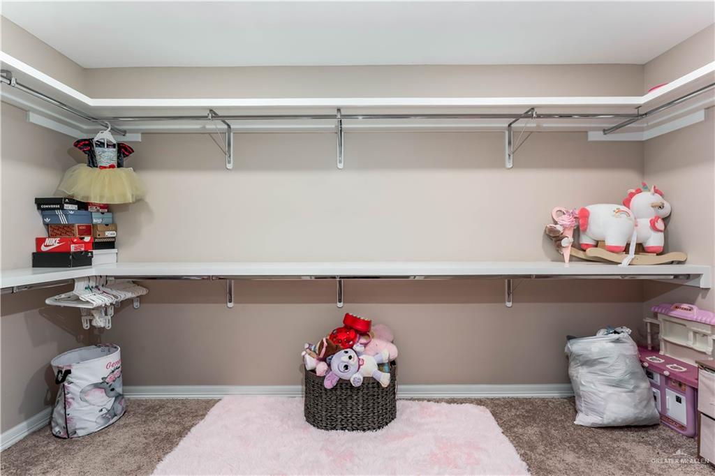 709 La Laguna Road Mission, TX 78572 - Photo 30 of 41