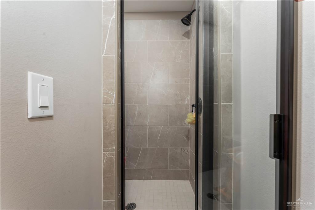 709 La Laguna Road Mission, TX 78572 - Photo 31 of 41