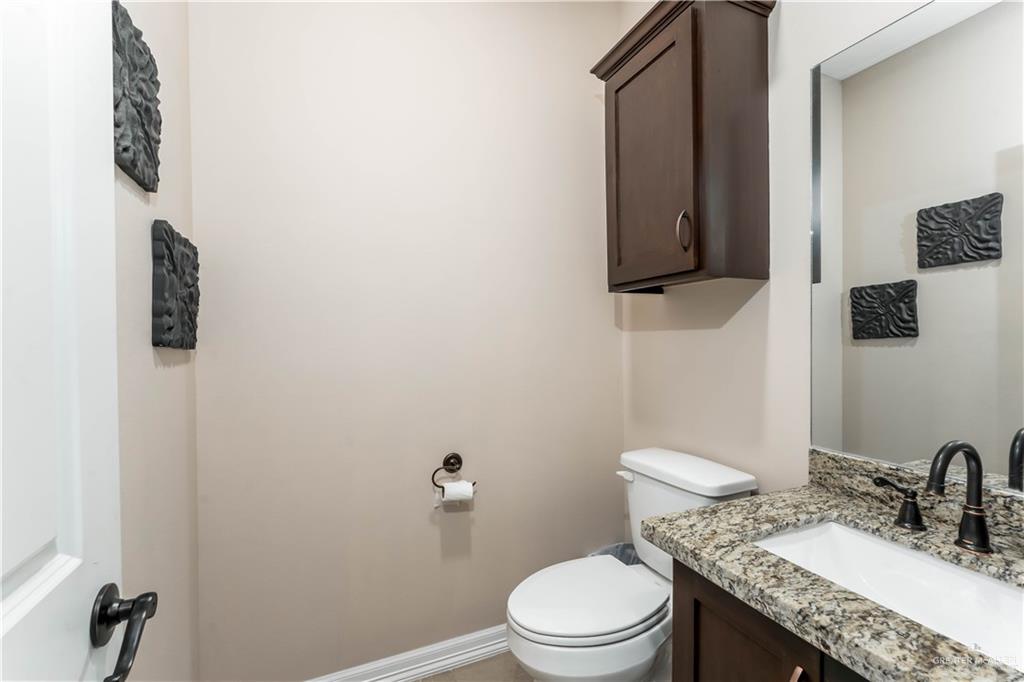 709 La Laguna Road Mission, TX 78572 - Photo 33 of 41