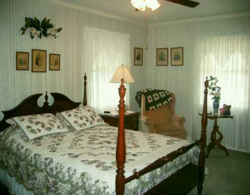 144 Glasgow Road Gibsonia, PA 15044 - Photo 5 of 8 Master Bedroom.