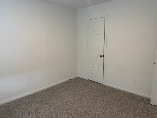 $2,650 | 407 Robin Court, Angleton, TX 77515