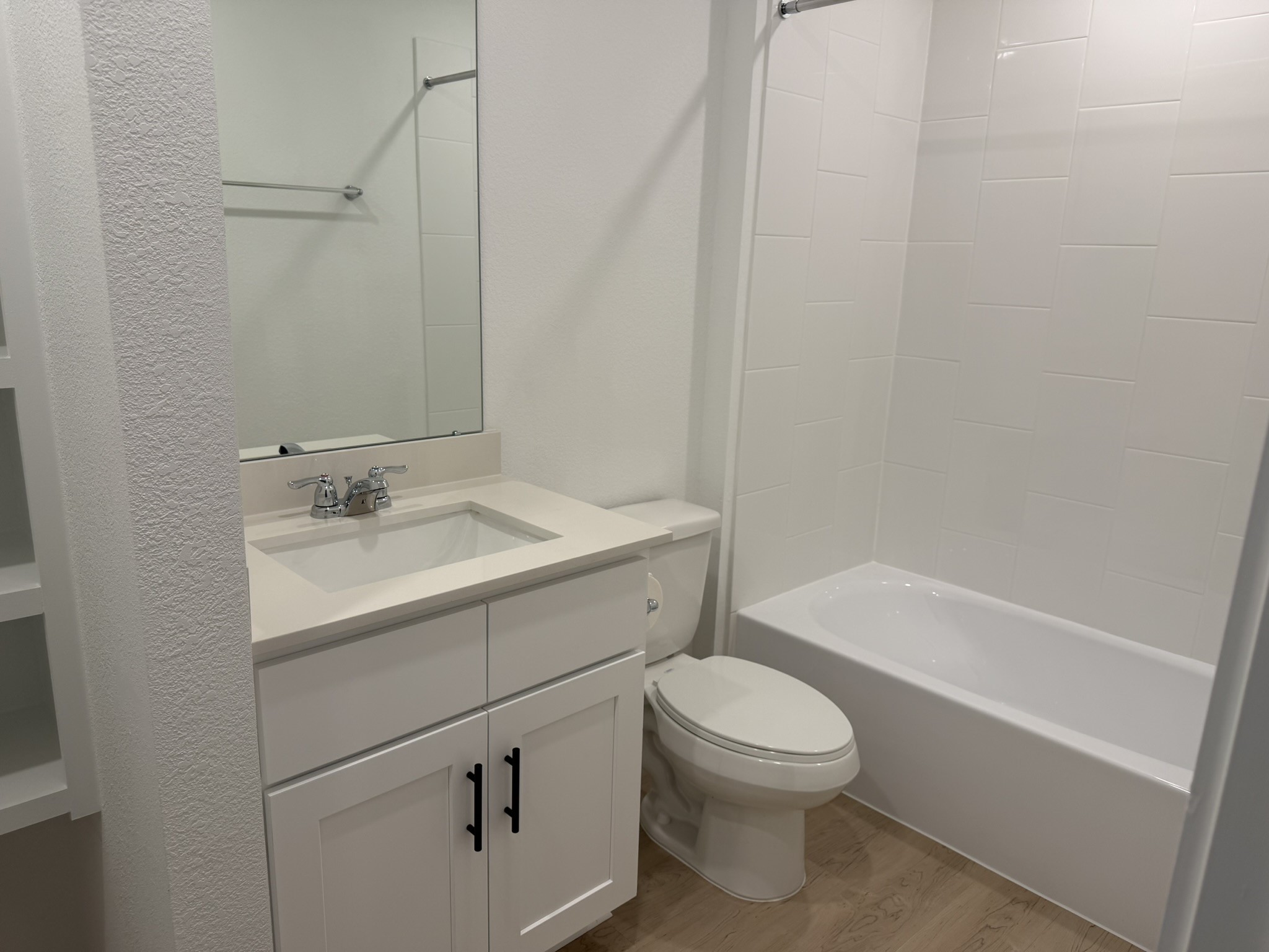 407 Robin Court Angleton, TX 77515 - Photo 23 of 43